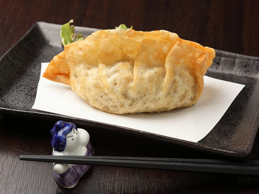 パリッとした皮からあふれる肉汁たがたまらない『津ぎょうざ』