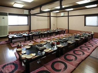 個室から大人数で利用可能なお座敷席まで。心に残る宴会を