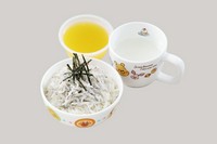 丼ぶりは
釜揚げしらす・まぐろたたき・まぐろ切落し
から選べます