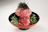 ご飯は通常の倍６００ｇ
具材も２倍以上！
