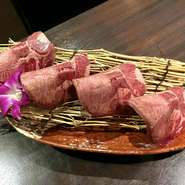 ・タン元部分だけを使用、肉厚でとても美味しいです。