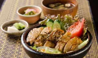ランチタイムもぜひ「高岡昆布飯」をお召し上がりください