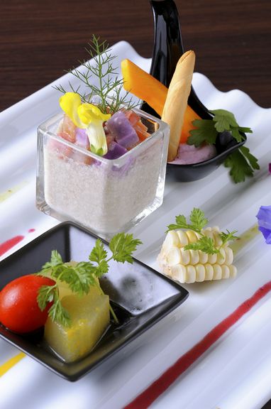 全て新鮮な野菜で構成された前菜