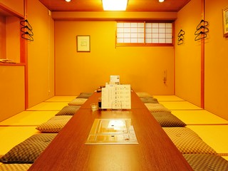 忘年会や新年会、歓迎会や送別会など、大人数の宴会も