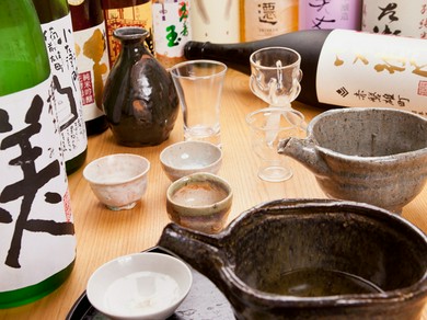 逸品料理と共に美味しい地元産のお酒を満喫