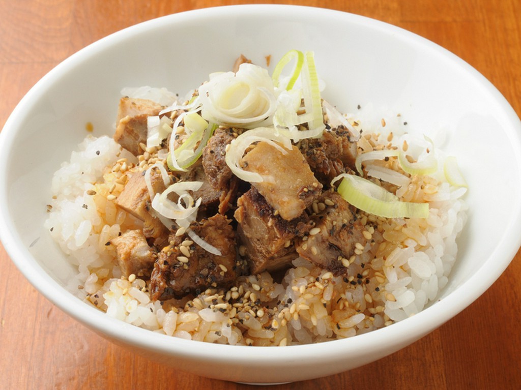 ラーメンのお供としても相性が抜群『肉胡椒ごはん』