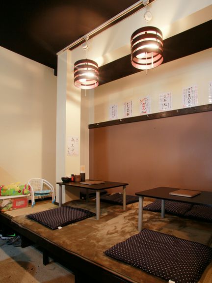 小さな子どもを連れてもゆっくりと食事を楽しめる