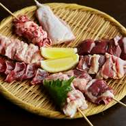 鮮度と味にこだわり焼き上げた看板メニューのひとつ。希少な部位もいろいろ楽しめます。