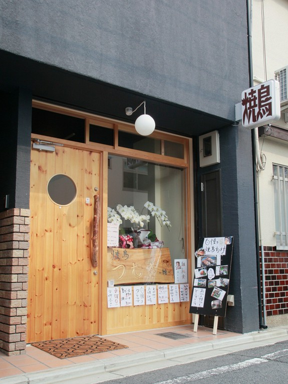 幅広い年代のリピーター客に親しまれているお店