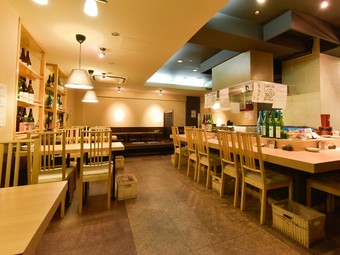 木の温もりと心地よさに包まれるワンランク上の和ダイニング