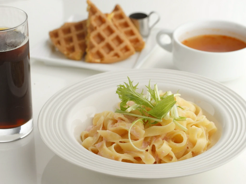 日替わり生パスタに舌鼓　お得なランチセット