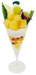 ●4号(12cm) 5,300円(税込) ●5号(15cm) 6, 500円(税込)
●6号(18cm) 8,100円(税込) ●7号(21cm) 9,900円(税込)
超プレミアムな晴苺と、完熟したタイマンゴーの2種類のこだわり果実が◎