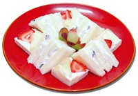 甘味と酸味のバランスがちょうどいいお子様からも愛されているパフェです