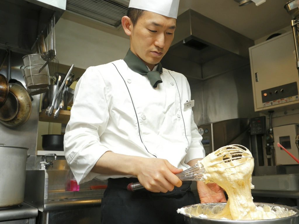 こだわりのメレンゲ入りワッフル生地