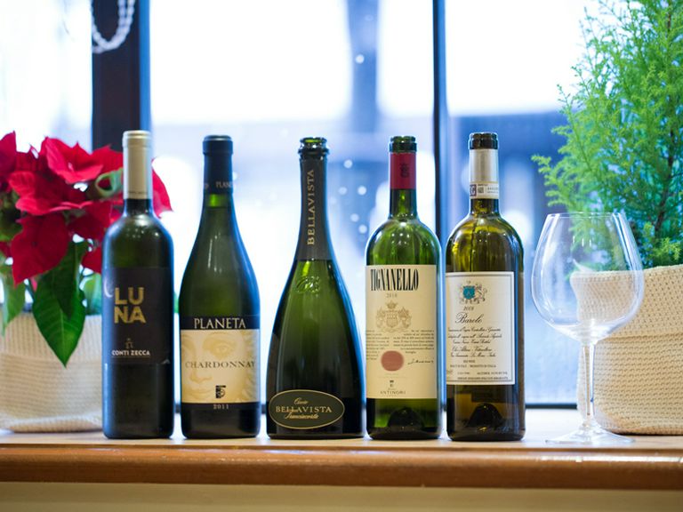 料理の美味しさを引き立てる、イタリアワインを提案します