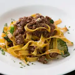 タリアテッレ　  本日の煮込みソース