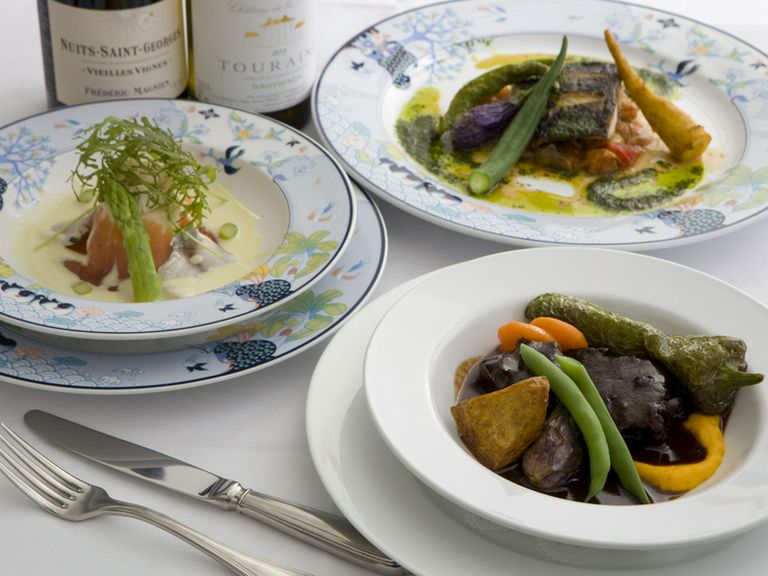 ランチも、ディナーもコースが特におすすめ、価格以上の満足感