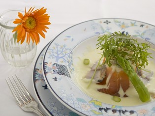 見た目重視でない、しっかりとした味のオーソドックスな料理