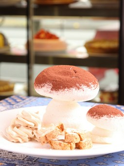 手づくりパンとデザートはおすすめ