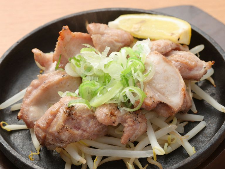 肉・ホルモン料理の豊富さが自慢です