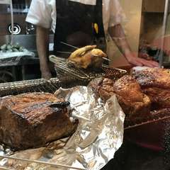 肉屋の炭火焼き！