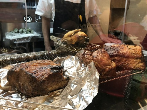 肉屋の炭火焼き！