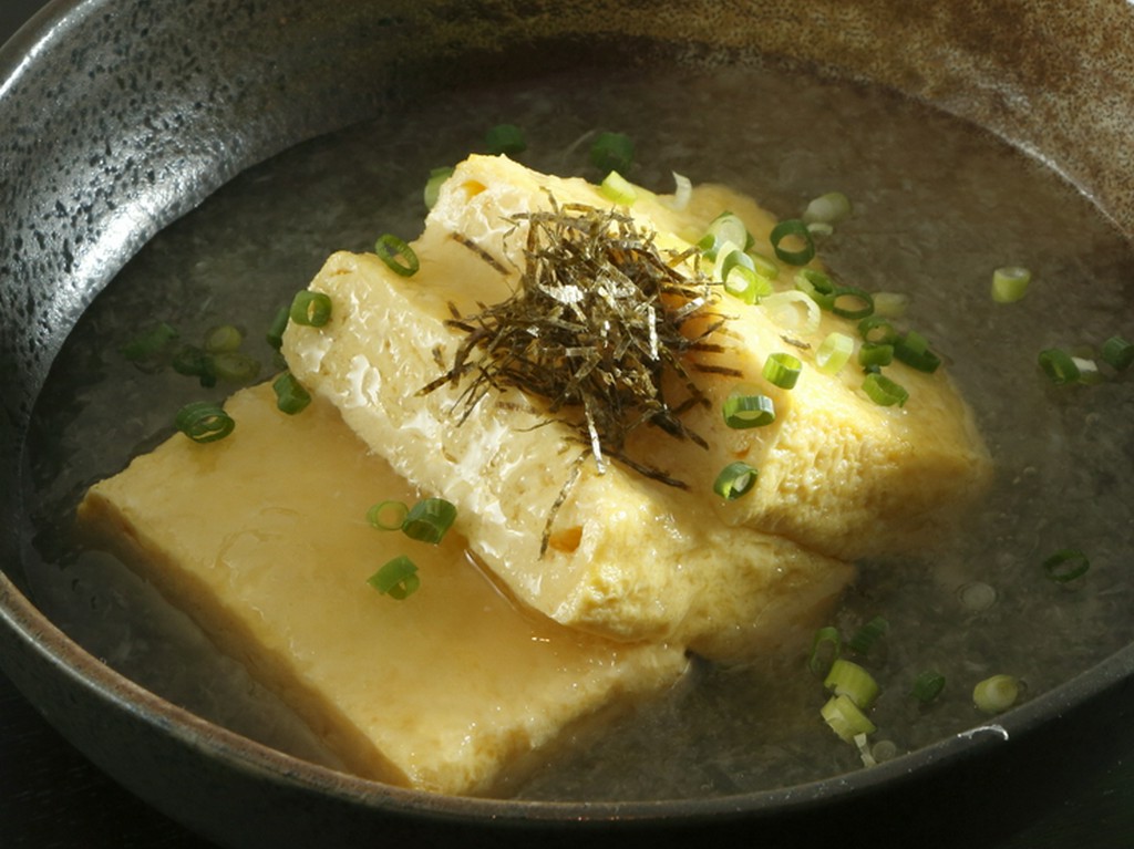 ふわっふわの玉子焼きをスプーンで『関西風出し巻き玉子』