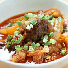 甘辛の味付けがクセになりそうな、『牛すじトロトロ煮込み』　