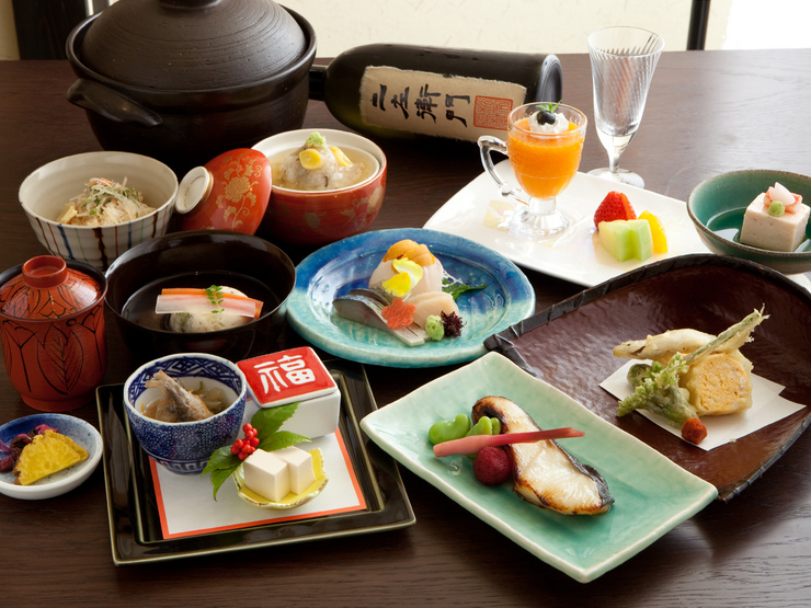 Seasonal special course meal