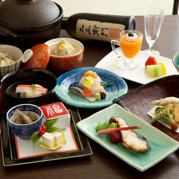 季節の特別会席