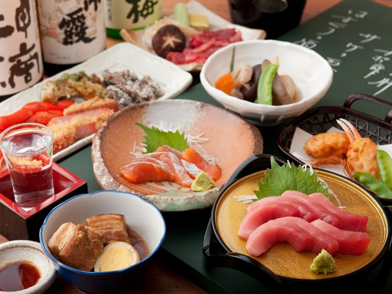 美味しい和食と日本酒に囲まれた女子会はいかが