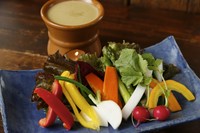 5位　地野菜の美味しさを満喫できる『下野野菜のバーニャカウダー』