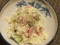 モツ煮と並ぶまずコレの逸品です。なつかしさの中に鳥正の隠し味がつまってます。