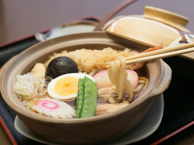 箸を付けると止まらなくなる美味しさ『なべ焼』