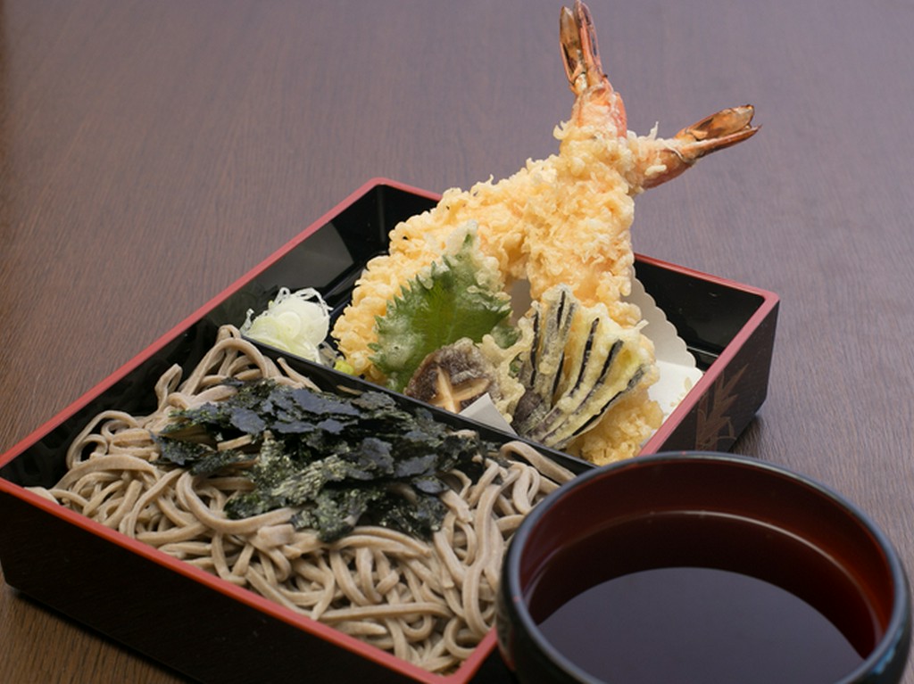 サクサクの歯ごたえがたまらない『特上天ざる』