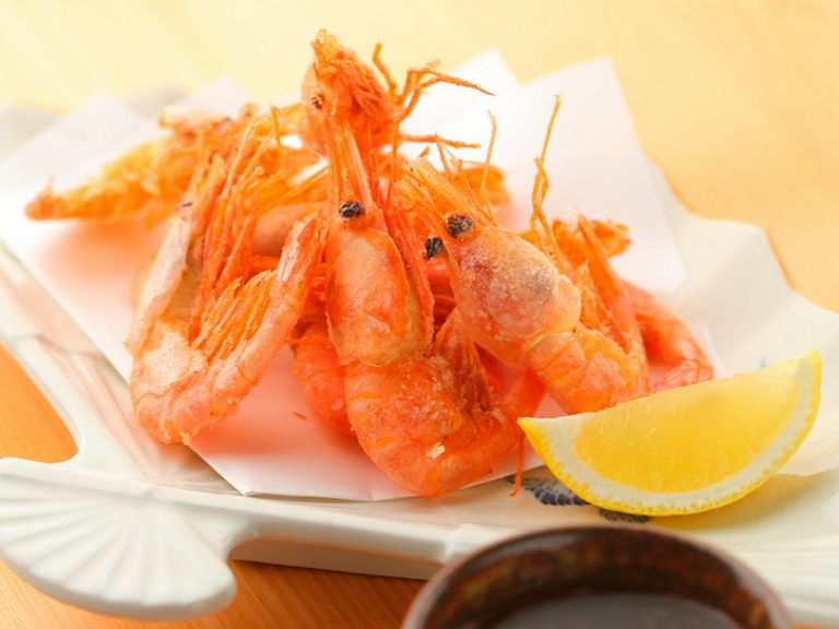 お刺身用の甘えびを使用している『甘えびの唐揚』