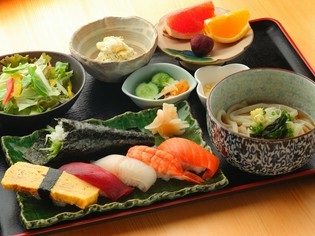 鮮度の高い「魚介類」と上質な「米」と地元の「野菜」