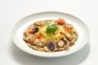 白ワインの風味とあさりの旨みが絶品の定番メニュー