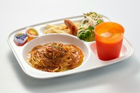 パスタ（トマト・ミート・クリーム・たらこ）