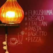 混み合うランチタイム、待っている方だけにサービスされるバケットスライスはスペシャルなバターの味です。