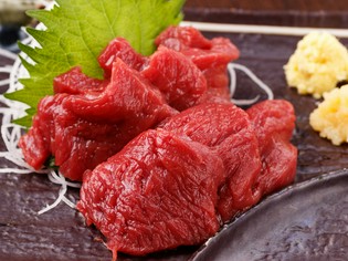 質と鮮度を見極め、上質なものだけを入荷。肉料理にも注目