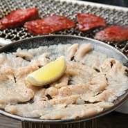2人～ご家族で楽しめるよう肉盛り合わせメニューをバリエーション豊かに揃えています。