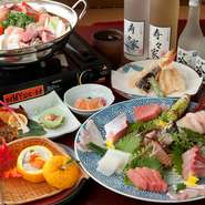 たっぷりの魚介類が入った鍋を中心としたコースは5000円。鮮度抜群のお造りや焼き物、天ぷらなど、美味しい魚料理を満喫する充実の歓送迎会ができます。コースの値段や、内容は希望に応じてくれるのでまずは相談を。