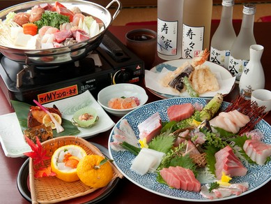 ボリューム満点！　鍋をメインとしたコース料理で歓送迎会を