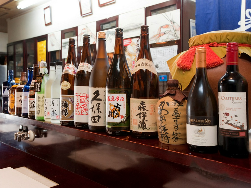 オススメの『オリジナル亀焼酎』など、お酒の種類も豊富