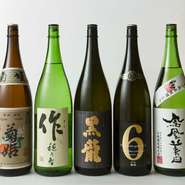 和酒は日本のシャンパンとも言える天然発泡日本酒、希少性の高い銘柄の日本酒・焼酎、珍しい果実酒など日本各地より厳選されたものをご用意しております。