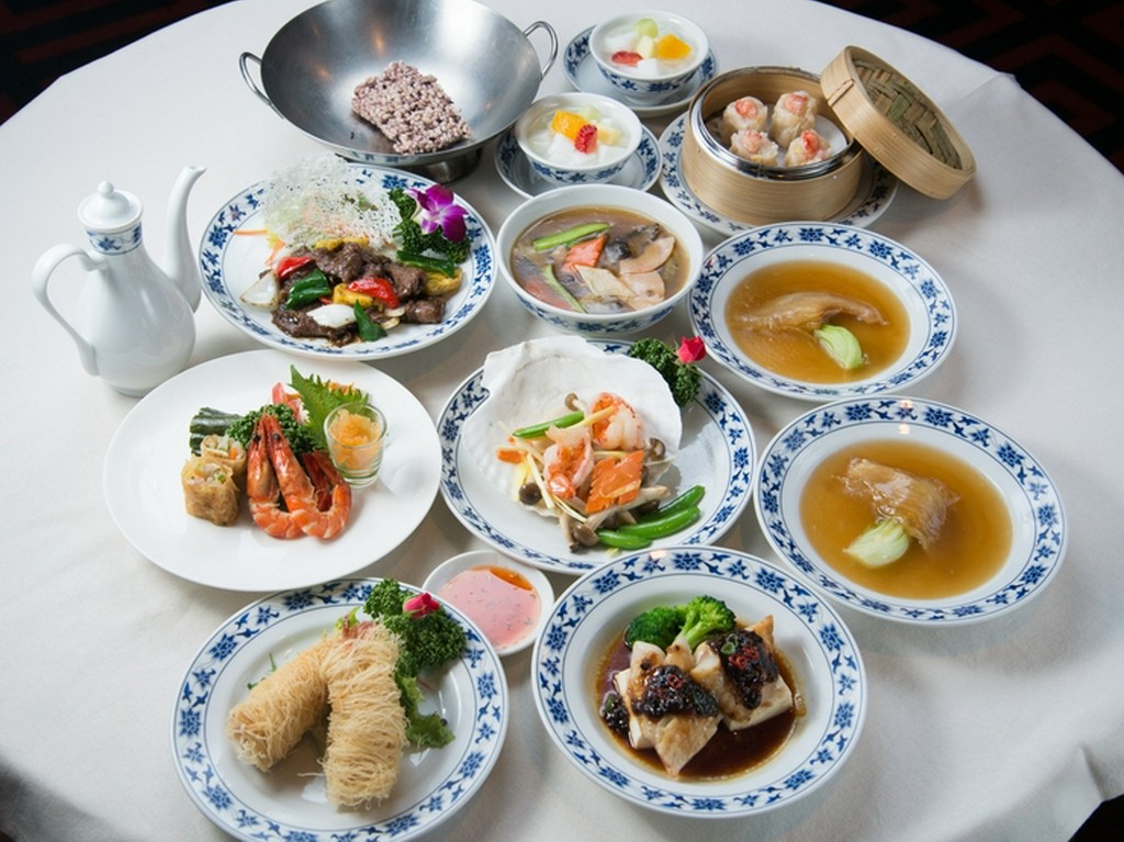 進化する【重慶飯店】の味を知りたいなら『四川料理満喫コース』