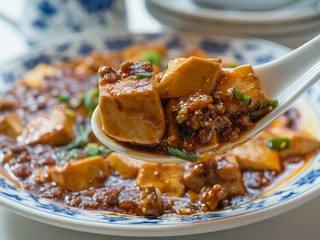 お祝いの席にふさわしい豪華な食材を使った特製コースメニュー