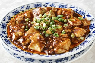 半世紀に渡り受け継がれた伝統の味を守り続けている『麻婆豆腐』