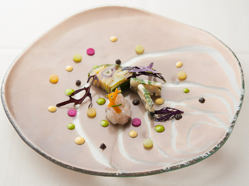 味も食感も様々に楽しめる『トラフグのヴァリエ』